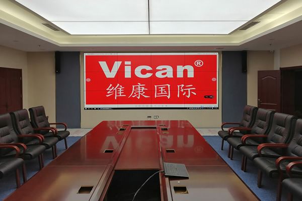 哪家無縫拼接屏廠家比較專業(yè)？