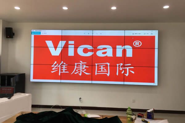 液晶拼接屏哪家好？14年生產(chǎn)經(jīng)驗，專業(yè)技術(shù)服務(wù)