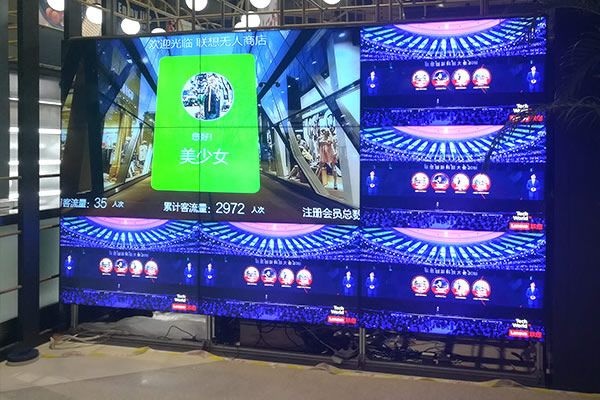 為什么55寸拼接屏更受到客戶歡迎？