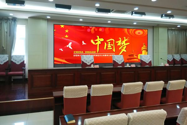 無縫拼接屏的使用壽命一般是多長時(shí)間？