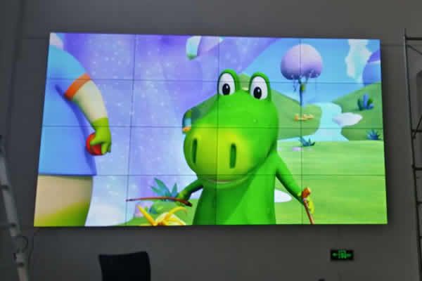 深圳液晶拼接屏的采購需要注意什么？