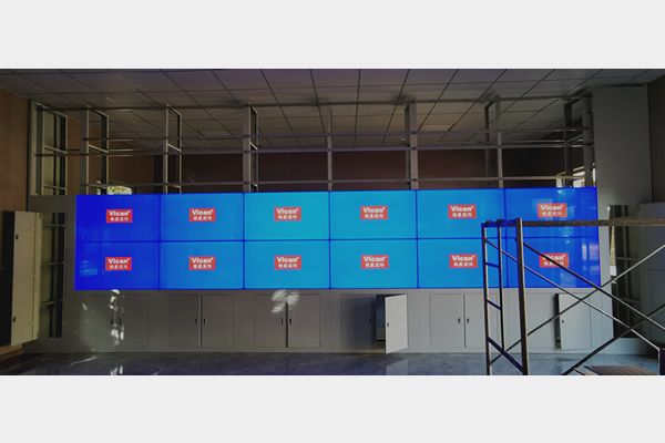 液晶拼接屏安裝時，液晶屏體碎了還能用嗎