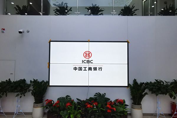 創(chuàng)意拼接屏解決方案設(shè)計(jì)_創(chuàng)意拼接屏應(yīng)用場合體現(xiàn)