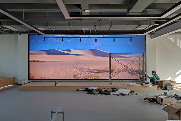 辦公室開會用哪種顯示大屏好？