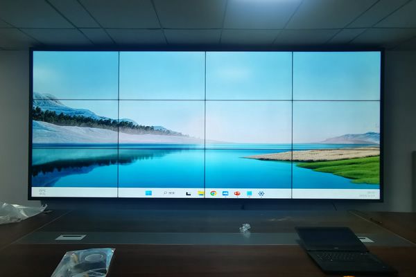 拼接屏安裝是怎么做到點(diǎn)對(duì)點(diǎn)、不變形顯示的？