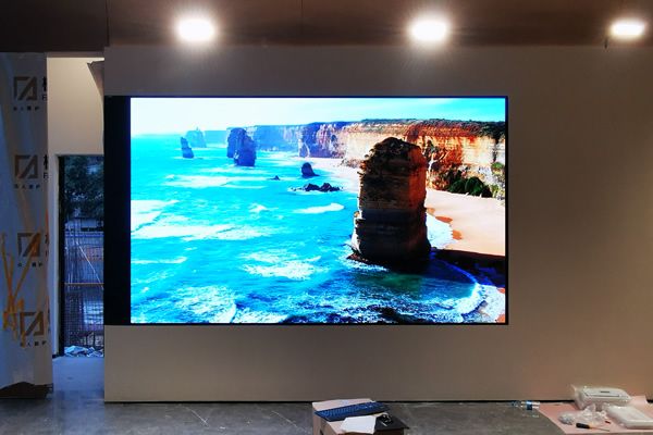 直播間背景墻用LED顯示屏好嗎，有什么型號要求，規(guī)格要怎么選擇？