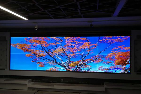 無(wú)縫液晶拼接屏的顯示效果怎樣，值得推薦嗎