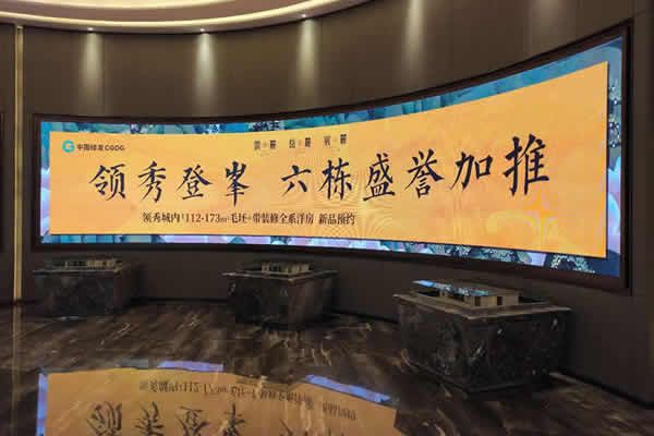 商場(chǎng)使用哪種LED顯示屏好，規(guī)格型號(hào)怎么選擇？