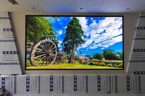 LED顯示屏可以當(dāng)電視機使用嗎？