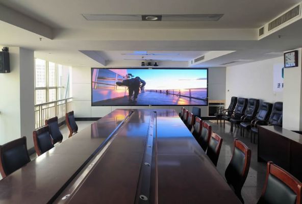 一般會議室使用會議一體機(jī)好，還是LED顯示屏好