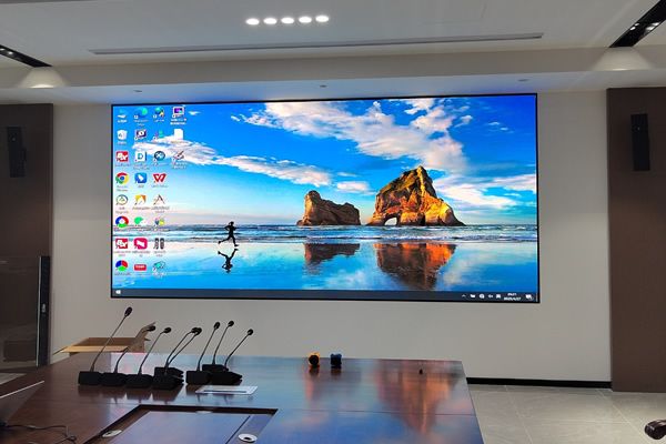 LED顯示屏的點(diǎn)間距與清晰度有什么關(guān)系？